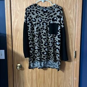 Winter sale 3 for 10 ❄️ Cute tunic Top